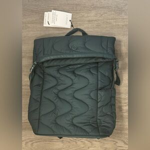 NWT Joan & David The Cosmic 18” wave Quilted Puffer Travel Backpack